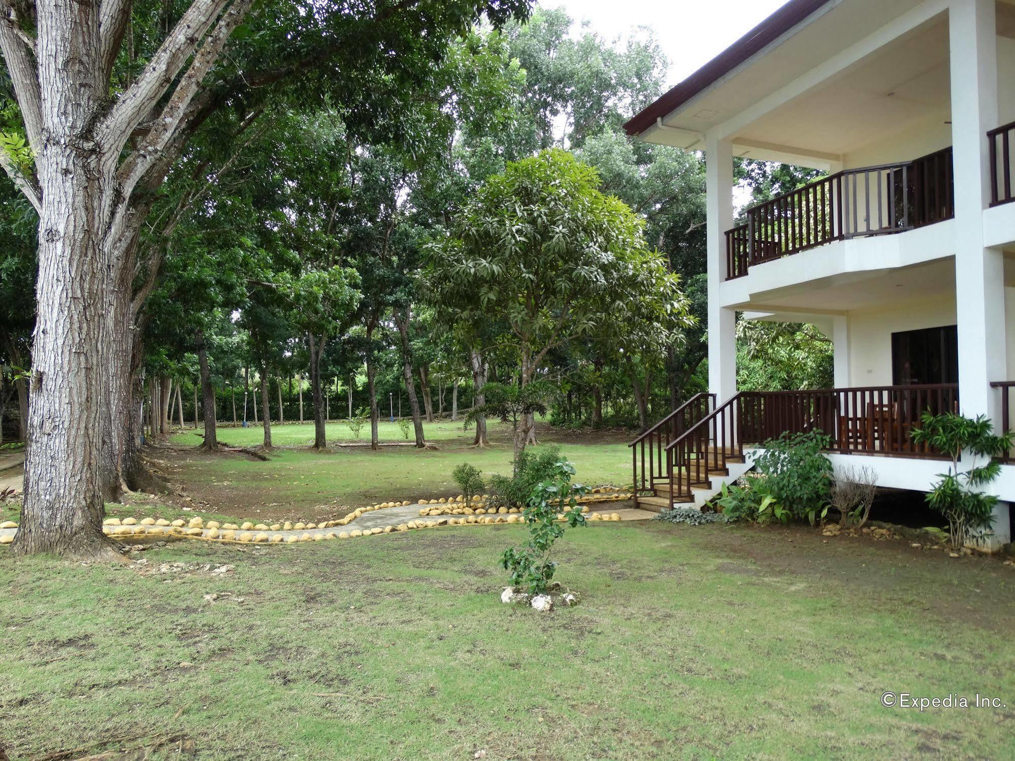 Blue Star Dive And Resort